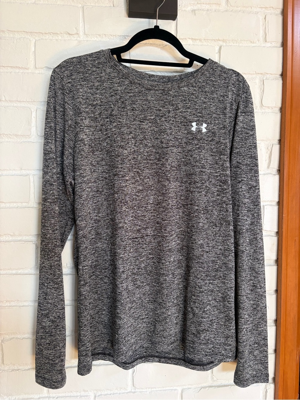Under Armour Black & Gray Heathered Long Sleeve Performance Top